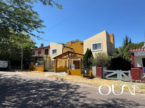 Casa En Venta La Cumbre. Escritura Y Gas Natural.