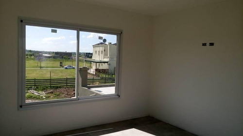 Imagen 7 de 16 de Muy Linda Casa En Vistas - Puertos De Escobar