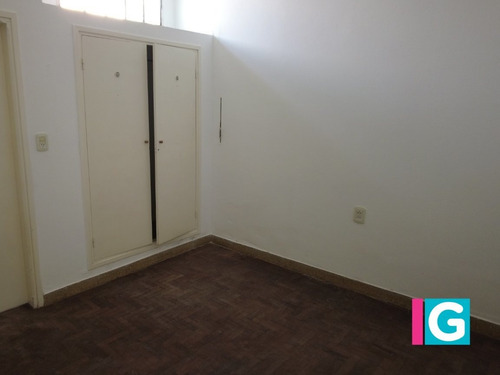 Imagen 3 de 6 de Casa En Venta Calle Paso 800