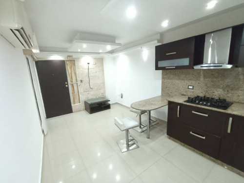 Imagen 1 de 13 de Apartamento En Res. Terrazas De San Diego, Foa-2102