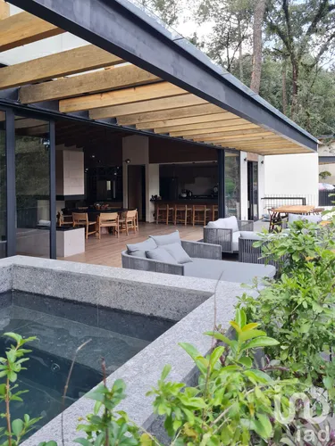 Venta Casa 4 Ambientes Avándaro