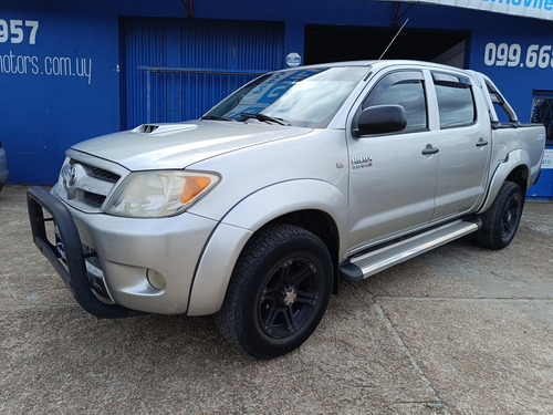 Toyota Hilux 3.0 doble cabina 4x2 srv diesel