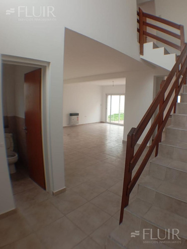 Alquilo Duplex 3dorm En Nuevo Poeta Lugones Patio Con Asador