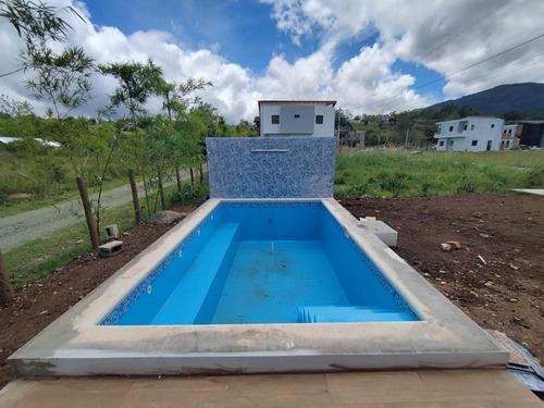 Hermosa Villa Próximo A Entregar En Jarabacoa. El Proyecto C