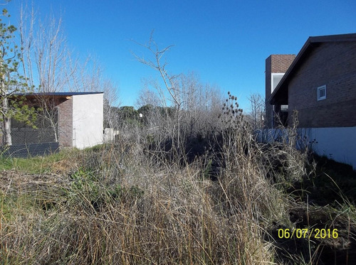 Terreno En Reta Zona Urbanizada