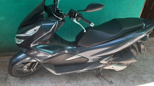 Imagem 2 de 5 de Honda Pcx