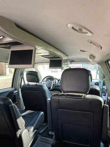 Chrysler Town & Country 3.6 Touring Piel Mt