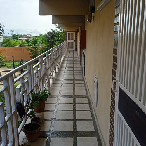 Imagen 3 de 17 de Apartamento En El C.r. Bahia Grande. Situado En Barcelona. Sector Los Mesones.