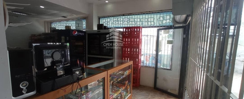Imagen 4 de 5 de Local Comercial Gold Country