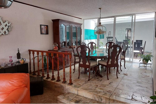 Casa En Venta En Fraccionamiento Cerrado En El Sur De Cdmx A Sólo Un Par De Cvuadras De Perifér...