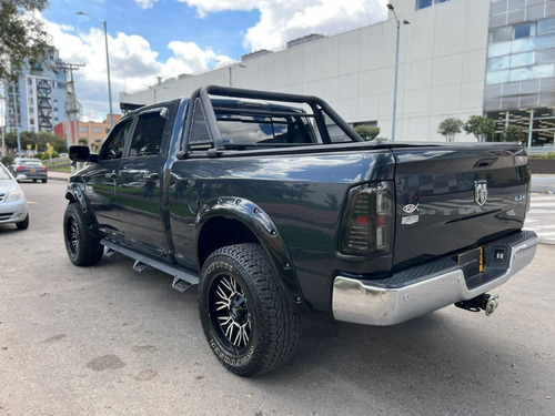 Imagen 5 de 19 de Dodge Ram 2500 5.7 Laramie 2016