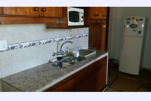 Casa En Atlántida Comoda Y Segura,2 Cuadras Playa,4delcentro