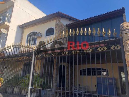 Casa Em Condomínio-à Venda-vila Valqueire-rio De Janeiro - Vvcn40030