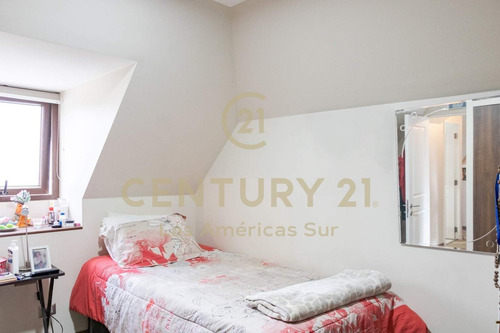 Venta Casa 4d 3b 4e 350 M2 En Condominio Alto Macul La Fl...