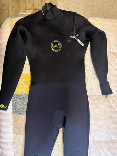 Traje De Body/surf Polemic Talla L 4/3 Mm. Conversable