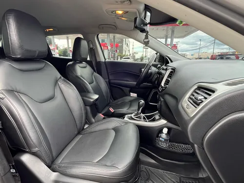 Jeep Compass 2.4 4X2 Longitude At