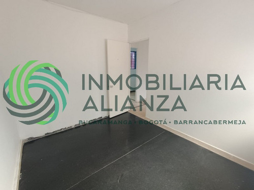 Bodega En Arriendo En Campestre. Cod A16725