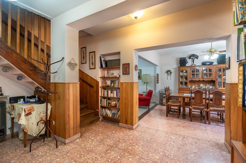 Casa En Flores Sur