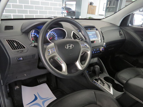 Imagem 15 de 17 de Ix35 2.0 Gls Flex Automático 2015 Preta