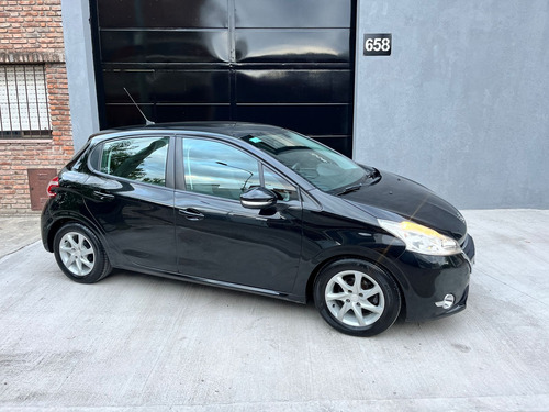 Peugeot 208 1.5 Allure Touchscreen