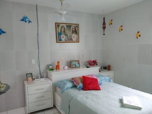 Imagem 10 de 11 de Linda Casa À Venda Com Piscina, Churrasqueira E Localizada À 450m Do Mar Em Itanhaém, Litoral Sul De Sp.