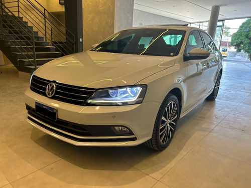 Volkswagen Jetta Comfortline 1.4 TSi