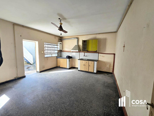Venta Casa 3 Dormitorios A Reciclar Con Cochera Echesortu Rosario