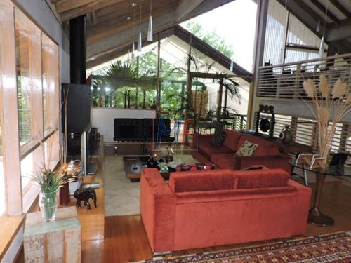 Imagem 1 de 30 de Ref 11.354 Casa Moderna Condomínio Florestal Clube, Sendo 4 Suíte, Sala De Estar Com Lareira, Living, 4 Vagas, 400 M² A.c. 2800 M² De Terreno - 11354