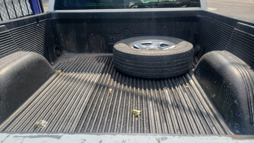 Imagen 8 de 15 de Chevrolet Silverado 4.8 D Pickup Silverado 2500 5vel Mt 2006
