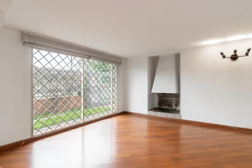 Casa En Arriendo/venta En Monaco. Cod V21554