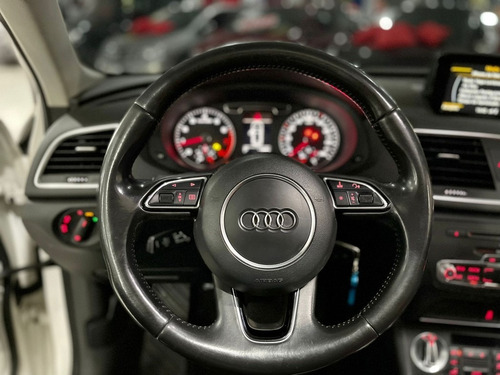 Imagem 13 de 20 de Audi Q3 2.0 Tfsi Attraction Quattro 2015