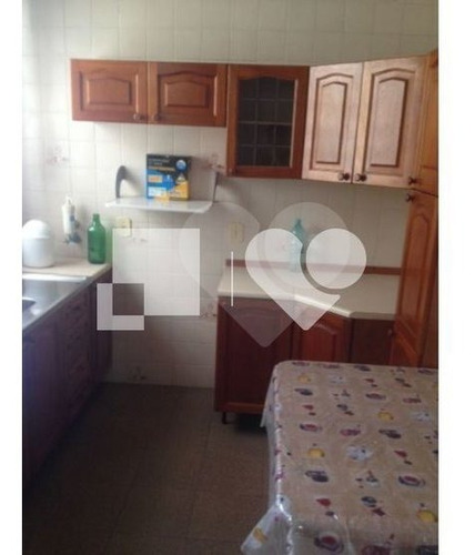 Casa Em Petrópolis De 3 Dormitórios - 28-im411971