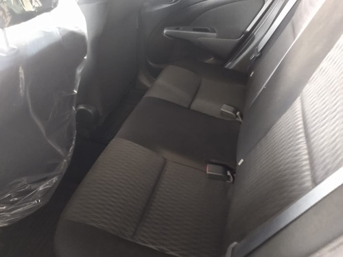 Toyota Etios Sedan Automatico