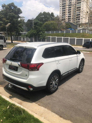 Mitsubishi Outlander 2.2 4wd 5p 2017