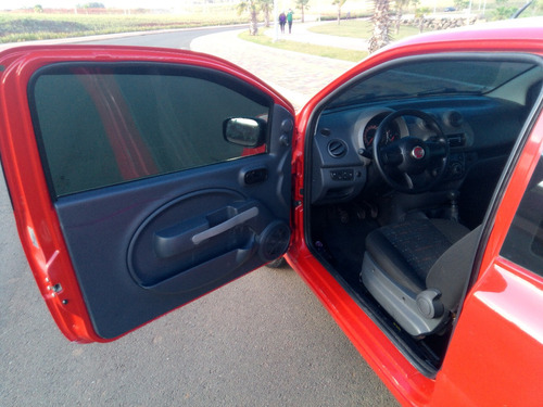 Fiat Uno Vivace 1.0 8v