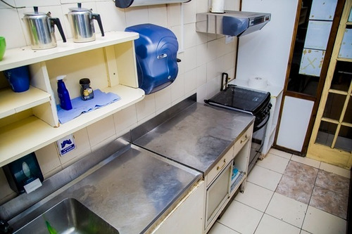 Arriendo De Edificio Comercial, Ex Hotel Huelen