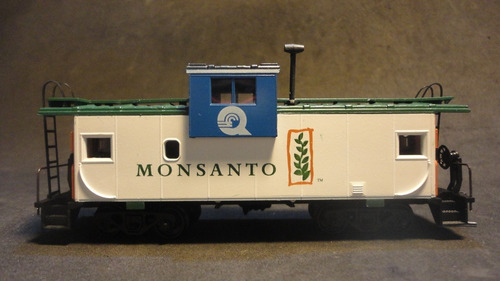 Llm Caboose Conrail  Monsanto   Wide Vision  Athearn Ho