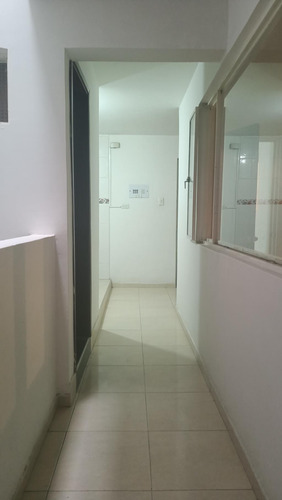 Apartamento En Arriendo En Bogotá Santa Rosita. Cod 111113