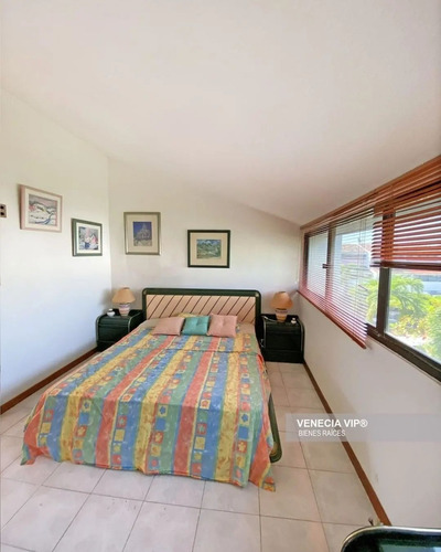 Solo Clientes Directos, En Venta Townhouse Cayo De Agua, Lecheria, Estado Anzoategui