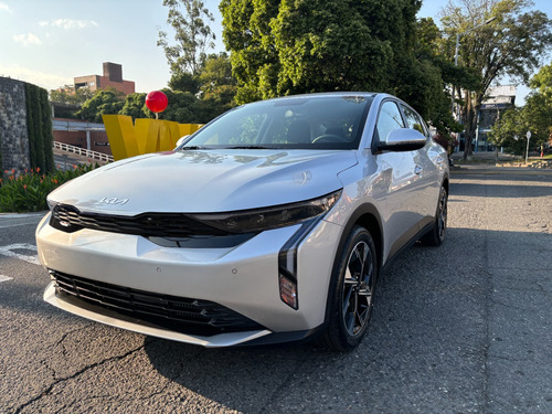 Kia K3 ZENITH