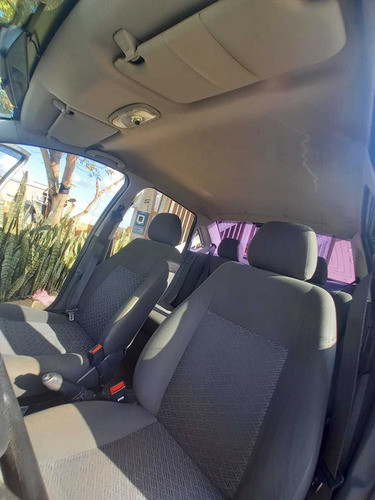 Ford Fiesta Sedan 1.6 Flex 4p 2005