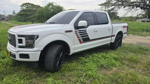 Ford F-150 Lariat Sport