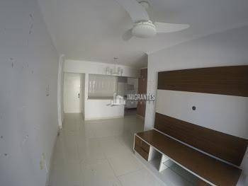 Imagem 2 de 16 de Apartamento De 2 Dormitórios, Sendo 1 Suíte, No Boqueirão, Em Praia Grande - Ap2501