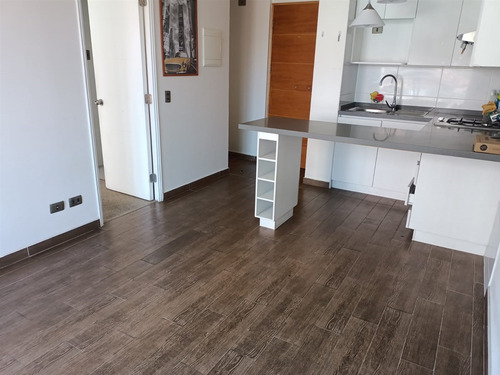 Departamento En Arriendo De 1 Dorm. En Valparaíso