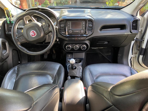 Imagen 4 de 5 de Fiat Toro 2017 2.0 Freedom 4x4