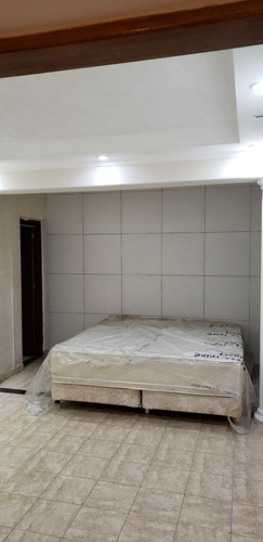 Imagem 10 de 15 de Sobrado Para Venda Por R$430.000,00 Com 130m², 1 Dormitório, 1 Suite E 2 Vagas - Vila Curuça, São Paulo / Sp - Bdi35704