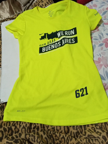 Remera Deportiva Nike We Run Buenos Aires Fluor Oferta! (Usado)