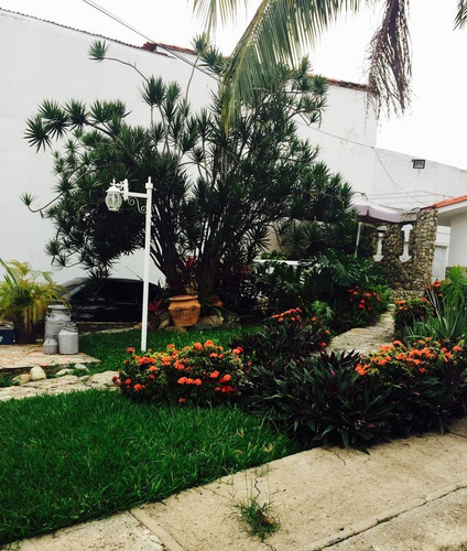 Imagen 11 de 14 de Quinta En Venta - Cagua, Corinsa - 04145880139