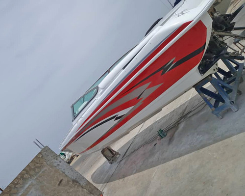 Lancha Formula Fastech Lv2840