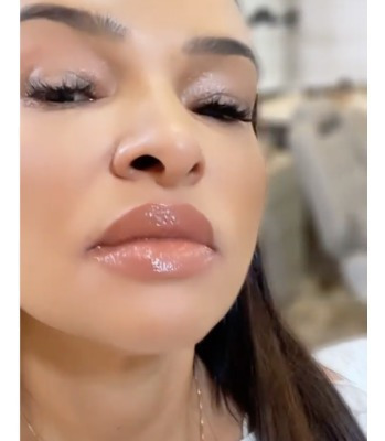 Imagem 2 de 3 de Kit Blush Cremoso E Gloss Ana Paula Marçal - Bronze